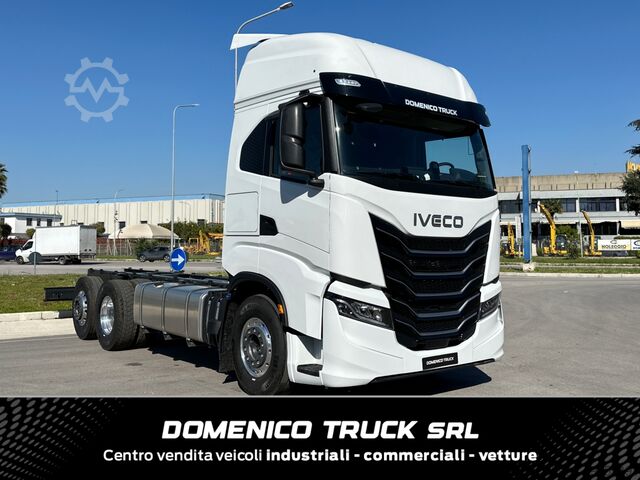 Truck chassis Iveco S-Way 500 6x2 ADR Full-Pneumatic