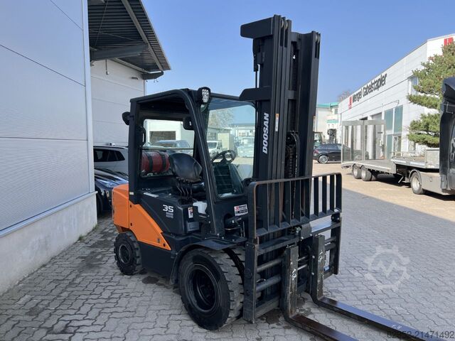 LPG gaffeltrucks Doosan G 35 C-7