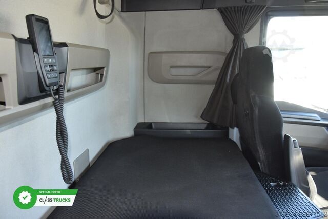 Standardowy ciągnik siodłowy MAN TGX 18.470 GX
