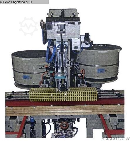 Colocador de clips para ventanas de madera-aluminio RUCHSER Clipsetzen Holz-Alu Durchlauf