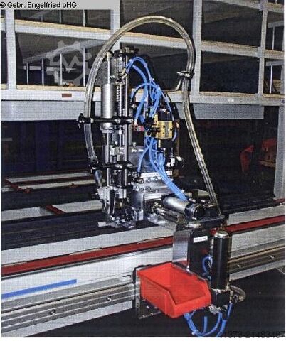 Colocador de clips para ventanas de madera-aluminio RUCHSER Clipsetzen Holz-Alu Durchlauf