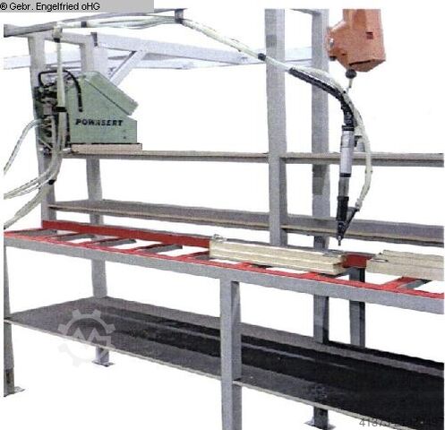 Estación de ensamblaje de ventanas RUCHSER Holzfenster-Fertigung Montage