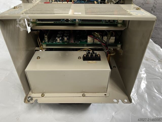 Electrónica / Controles PLC BERRIOLA / YASKAWA CIMR-MTIII-7.5K