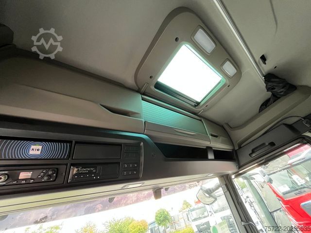 Houttransportwagen MAN TGX 26.580 6x4 BL Kurzholz Kran nach Wahl