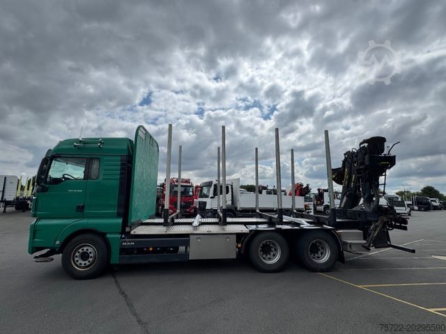 Holztransporter LKW MAN TGX 33.580 6x4 BL Kurzholz mit TajfunLIV 120Z 96