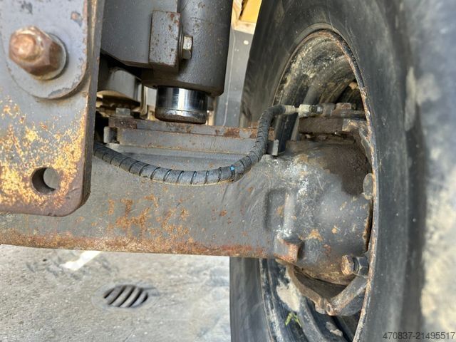 Mobiele graafmachine VOLVO EW 180 E