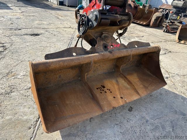 Mobiele graafmachine VOLVO EW 180 E