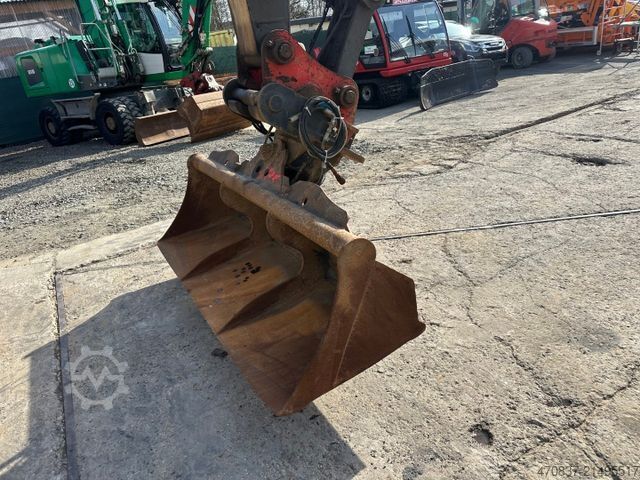 Mobiele graafmachine VOLVO EW 180 E