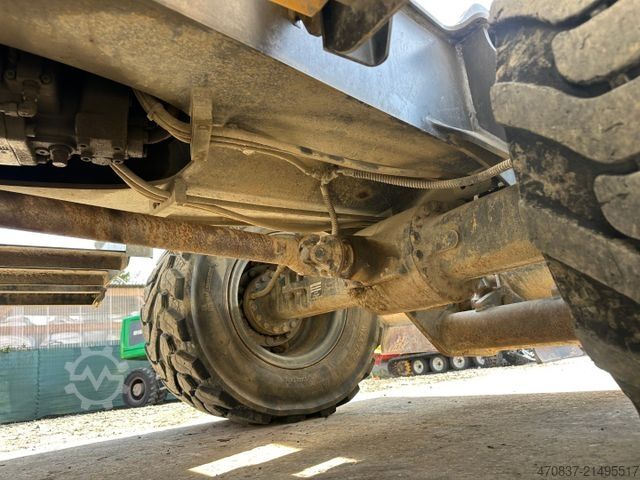 Mobiele graafmachine VOLVO EW 180 E