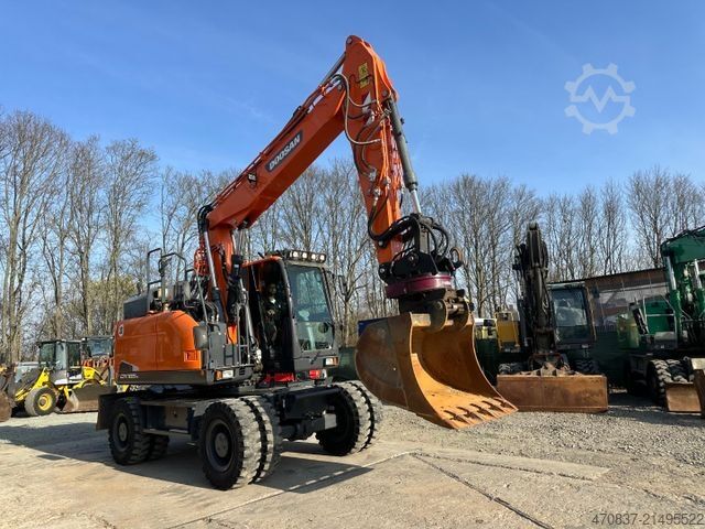 Mobiele graafmachine DOOSAN DX 165W-5 / Rototilt **Löffelpaket**