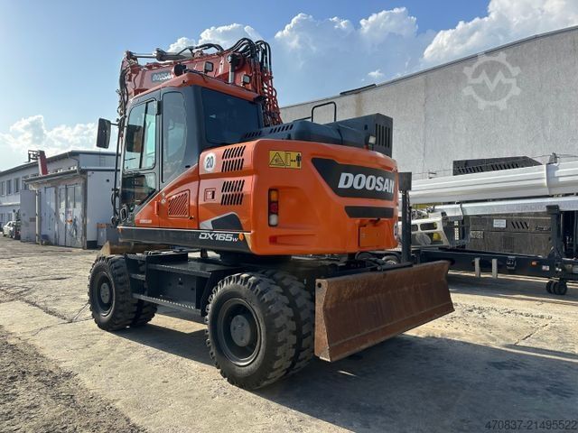 Mobiele graafmachine DOOSAN DX 165W-5 / Rototilt **Löffelpaket**