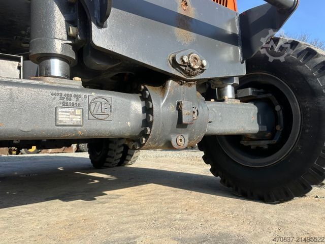 Mobiele graafmachine DOOSAN DX 165W-5 / Rototilt **Löffelpaket**