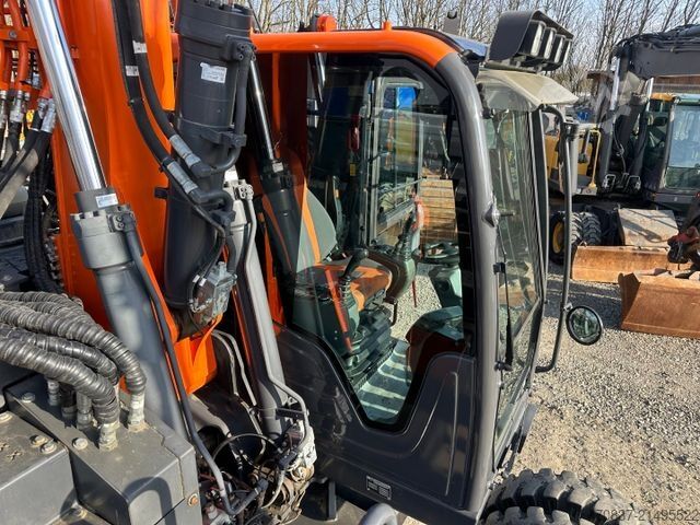Mobiele graafmachine DOOSAN DX 165W-5 / Rototilt **Löffelpaket**