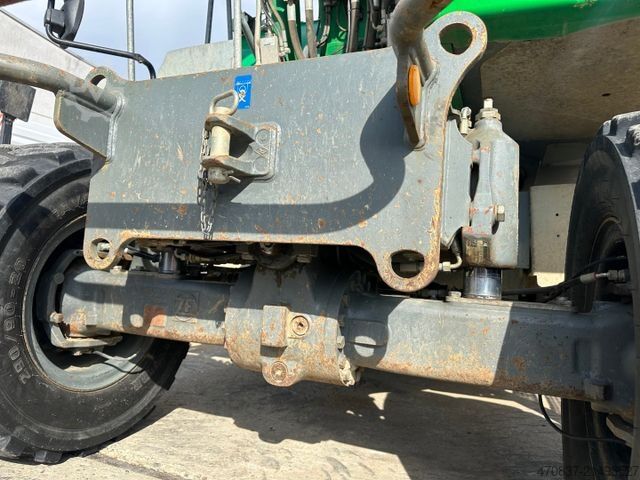 Mobiele graafmachine LIEBHERR A 918 Litronic / PowerTilt