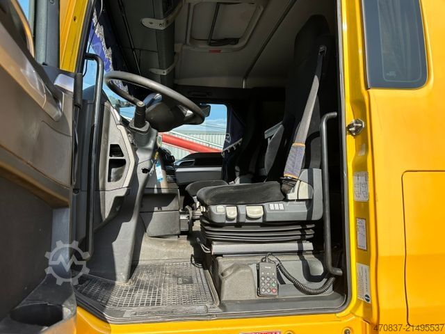 Camión portacoches MAN TGX 26.360 / BaumaschinenTransport / 9 to Rampen