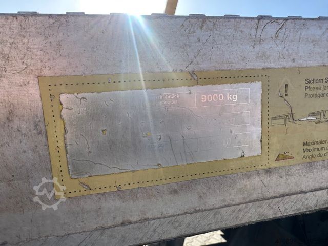 Camión portacoches MAN TGX 26.360 / BaumaschinenTransport / 9 to Rampen