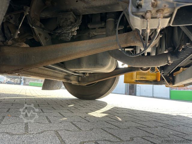 Camión portacoches MAN TGX 26.360 / BaumaschinenTransport / 9 to Rampen