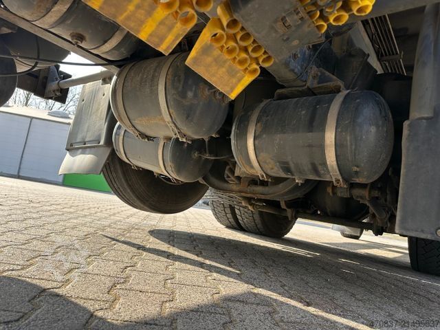 Camión portacoches MAN TGX 26.360 / BaumaschinenTransport / 9 to Rampen