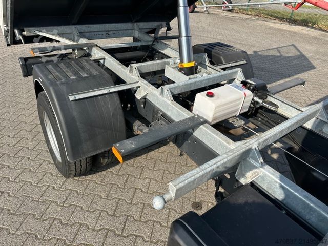 Driezijdige kipper bestelwagen IVECO Daily 65C18 / 3 Seitenkipper