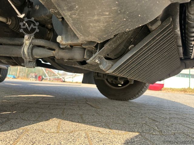 Driezijdige kipper bestelwagen IVECO Daily 65C18 / 3 Seitenkipper