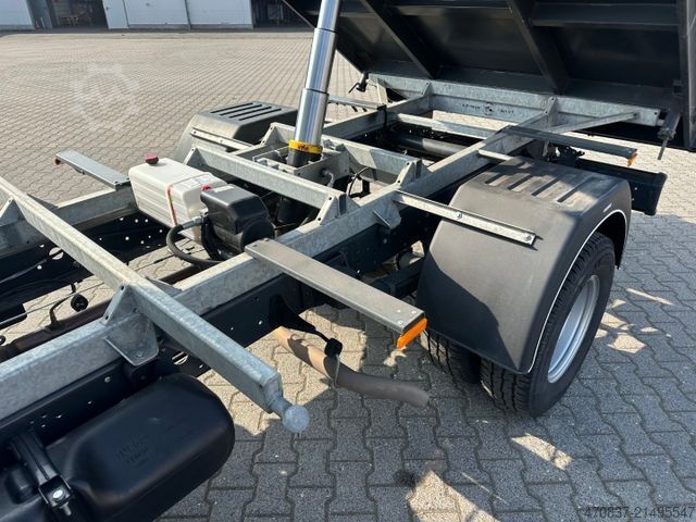 Driezijdige kipper bestelwagen IVECO Daily 65C18 / 3 Seitenkipper