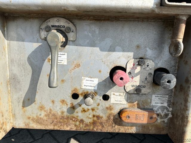 Alacsony rakfelületű félpótkocsi  Ceylan Treyler / hydr. Rampen / GG 48.000 kg