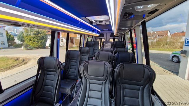 Minibus MERCEDES-BENZ 519 Allrad 4 x 4 Vorlauffahrzeug neue ADA