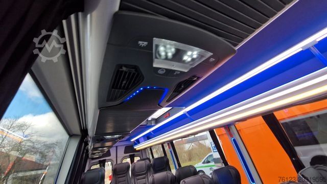 Minibus MERCEDES-BENZ 519 Allrad 4 x 4 Vorlauffahrzeug neue ADA