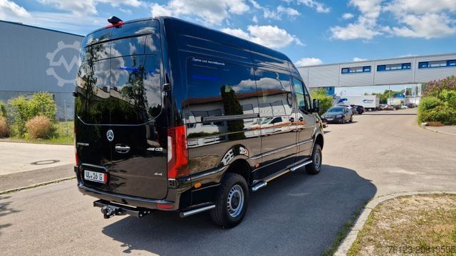 Minibus MERCEDES-BENZ 519 Allrad 4 x 4 Vorlauffahrzeug neue ADA