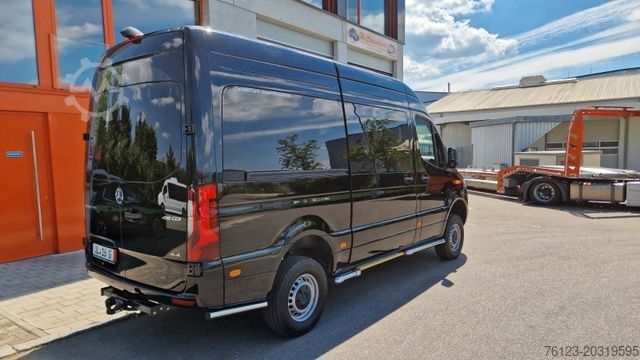 Minibus MERCEDES-BENZ 519  Allrad 4 x 4 Vorlauffahrzeug  neue ADA