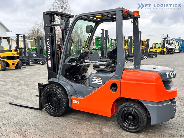 4-hjulig gaffeltruck Toyota 52-8FDJF35 / DIESEL / 2016 / 2096 HOURS