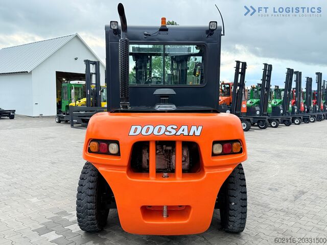 Fyrhjulig gaffeltruck DOOSAN 70 / DUPLEX / FORK 2500MM / POSITIONER
