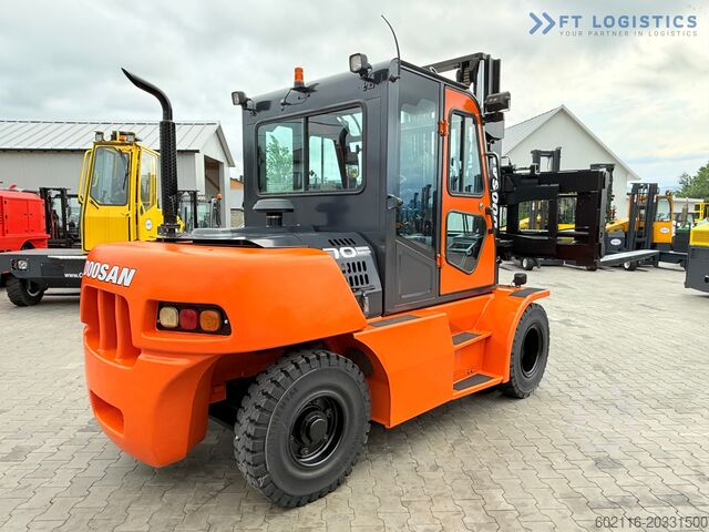 Fyrhjulig gaffeltruck DOOSAN 70 / DUPLEX / FORK 2500MM / POSITIONER