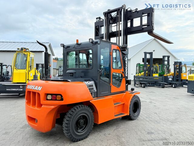 Fyrhjulig gaffeltruck DOOSAN 70 / DUPLEX / FORK 2500MM / POSITIONER