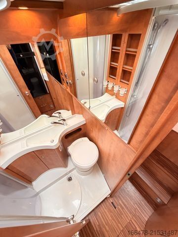 Semi-integrated camper CARTHAGO Chic C-Line T plus 4.8 *Einzelbetten-Hubbett*