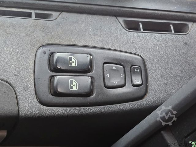 Heavy-duty truck SCANIA R 580 * V8 * KIPP * STANDKLIMA *  90T ZUGLAST *