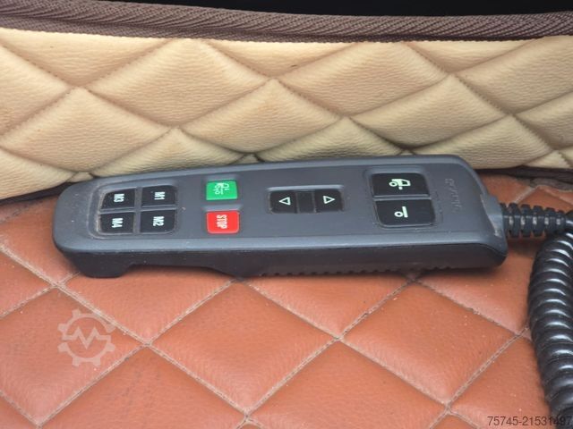 Standard tractor unit SCANIA R 580 * V8 * KIPP * STANDKLIMA *  90T ZUGLAST *