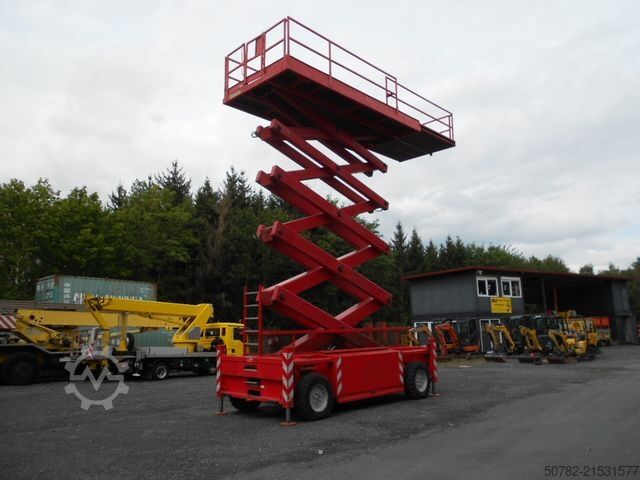 Platformă de lucru  Scherenarbeitsbühne Liftlux SL205-25D4WD, AH 22