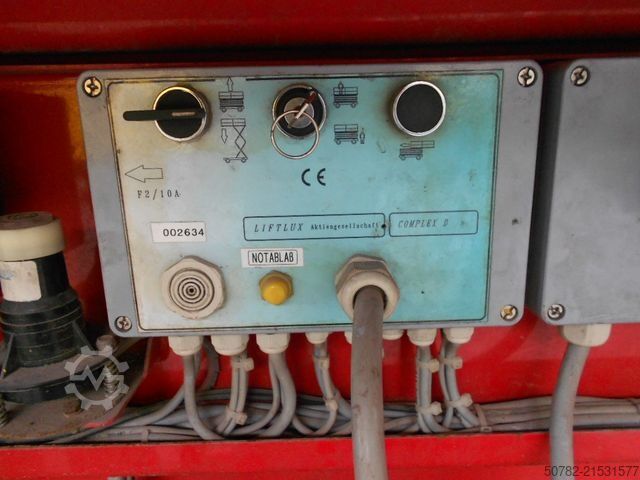 Platformă de lucru  Scherenarbeitsbühne Liftlux SL205-25D4WD, AH 22