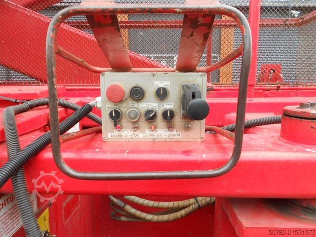 Platformă de lucru  Scherenarbeitsbühne Liftlux SL205-25D4WD, AH 22