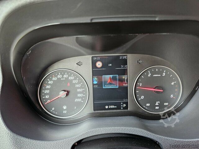 Furgon Mercedes-Benz Sprinter 319 CDI 4x4 Allrad 9-G Automatik L3H2