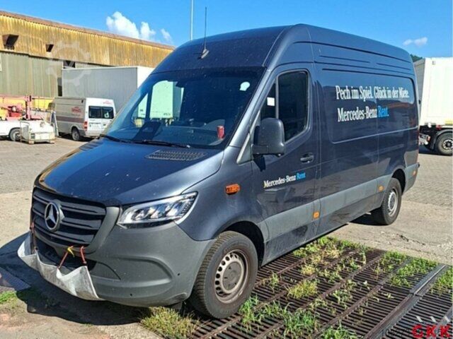 Furgon Mercedes-Benz Sprinter 317 CDI,L2H2,Automatik,Kamera,LED