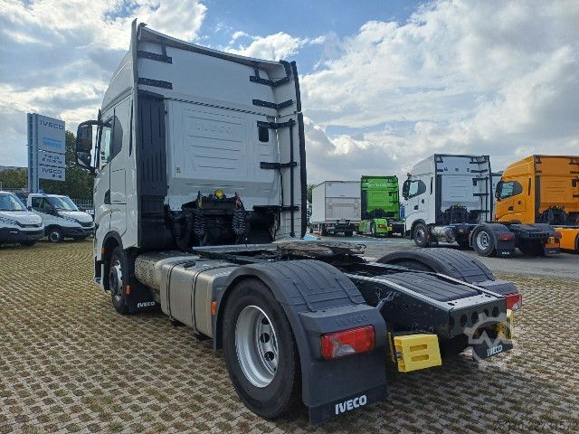 Standart çekici ünitesi IVECO S-WAY AS440S49 T/P