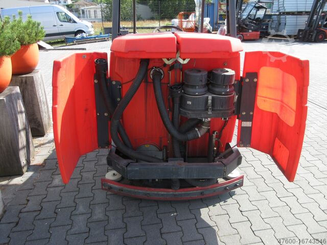 Szorowarka-suszarka Hako Reinigungsmaschine Kehrmaschine B1100 Naßsaugmaschine nur 244 Std
