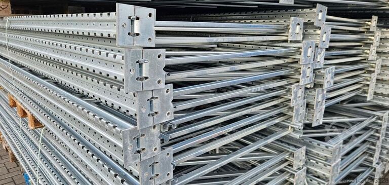 Palle reol 25,80m lang, 10,3m høj, 7 niveauer Nagy PB-80