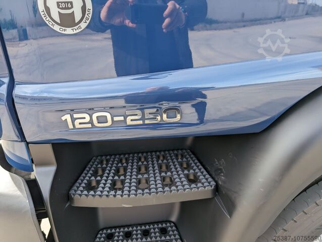 Chassis Iveco 120E25