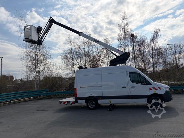 Telescopisch werkplatform Versalift VTM-41-150-F