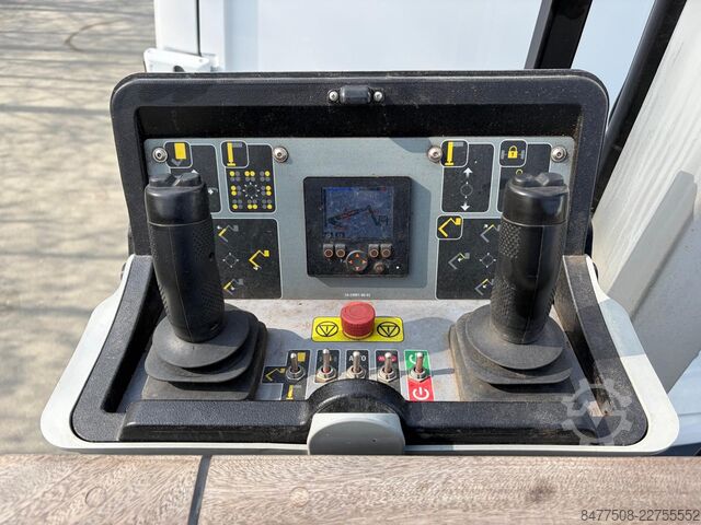 Telescopisch werkplatform Versalift VTM-41-150-F