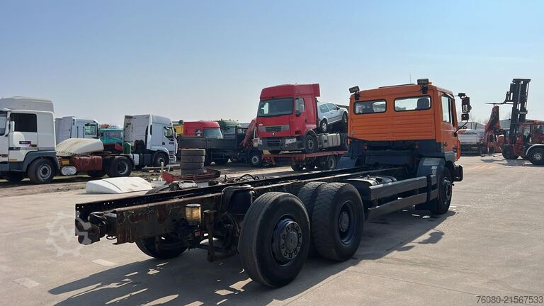 Πλαίσιο με καμπίνα MAN 26.403 (BIG AXLE / 6 CYLINDER / MANUAL GEARBOX ...