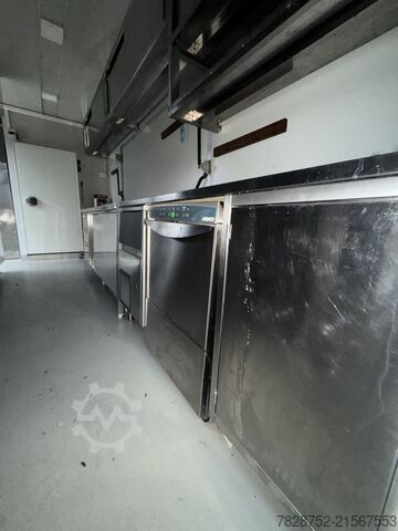 Hűtőfurgon IVECO 72-210